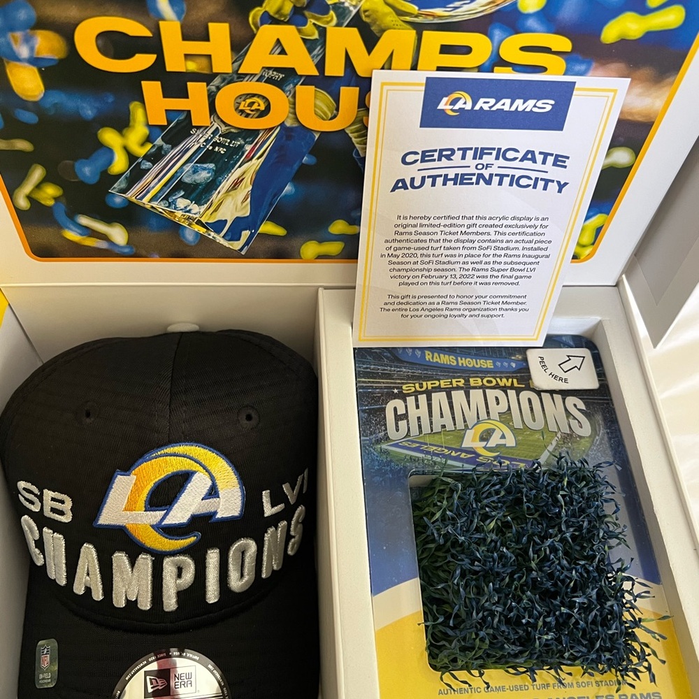 LA Rams Collector Super Bowl LVl Box Set